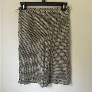 BANANA REPUBLIC 100% SILK TAUPE GEO PRINT A-LINE SKIRT, U.S. 10 EUC 🔵